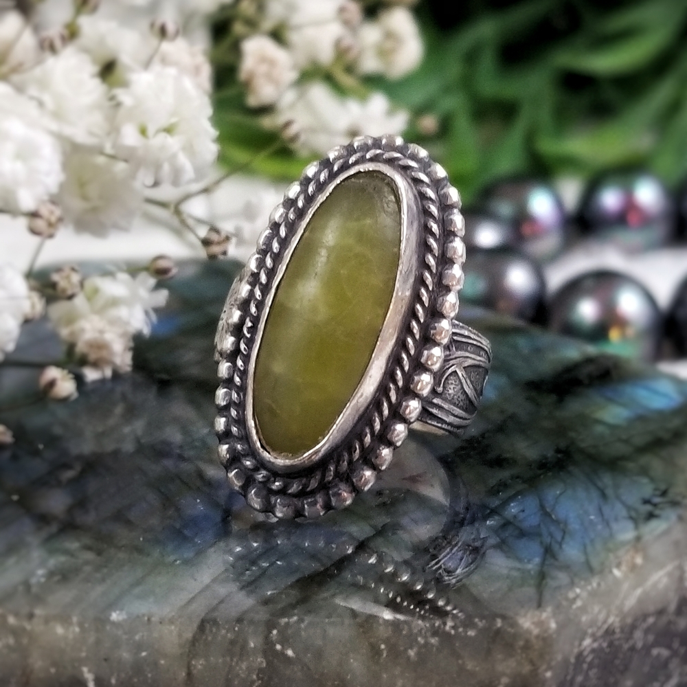Sterling Silver Serpentine Art Nouveau Motif Ring - Picture 2 of 9